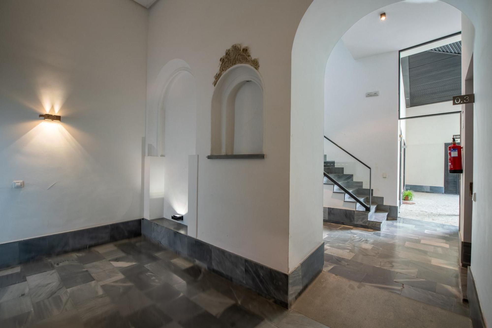 Ry Aparcamiento Incluido Junto A Catedral Ideal Parejas Sevilla Exterior foto
